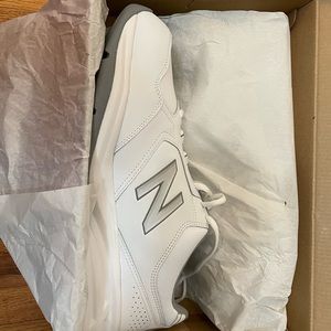 New balance mens 411 cross trainer sneakers. Nib. White. Wide. Size 14